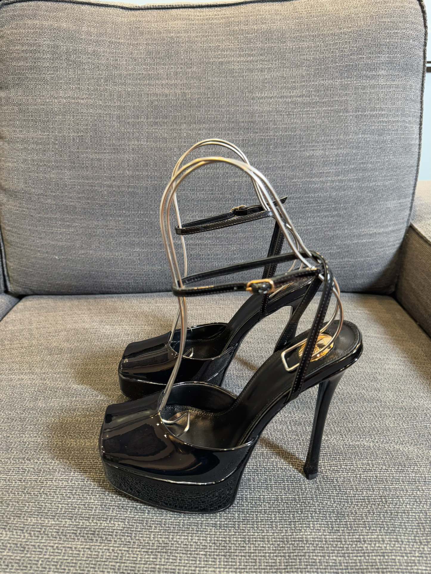 YSL 26S PLATFORM SANDALS 150 MM IN BLACK PATENT CALFSKIN