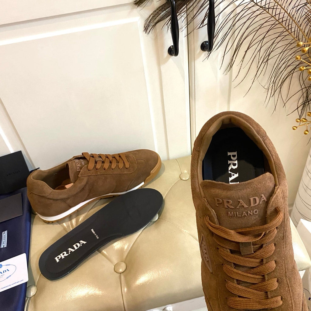 PRADA 26S LACE UP SNEAKERS IN CARAMEL BROWN SUEDE
