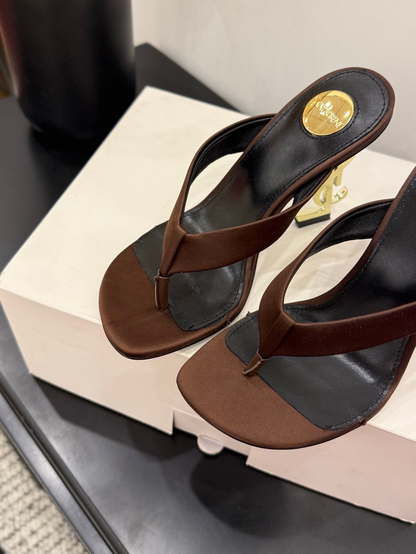 YSL 26S TOE-POST HIGH HEEL SANDALS IN DARK BROWN SATIN