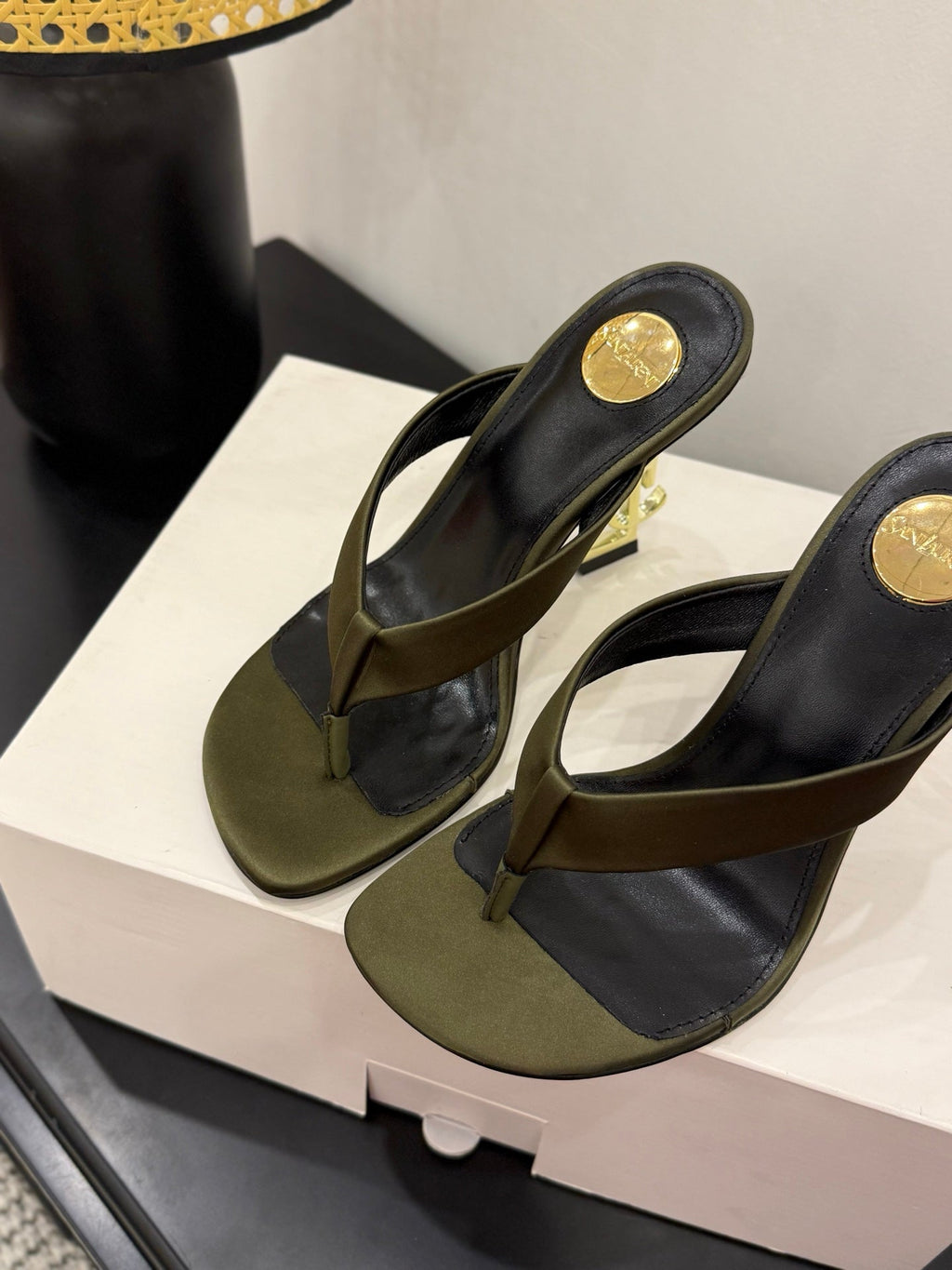 YSL 26S TOE-POST HIGH HEEL SANDALS IN MOSS GREEN SATIN