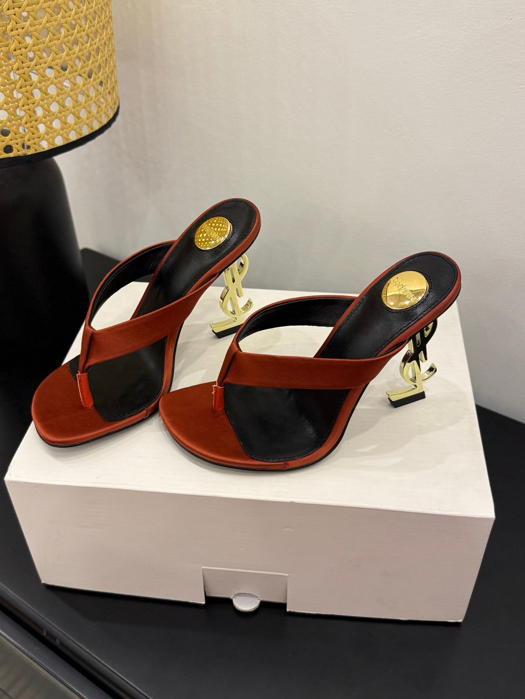 YSL 26S TOE-POST HIGH HEEL SANDALS IN ORANGE SATIN