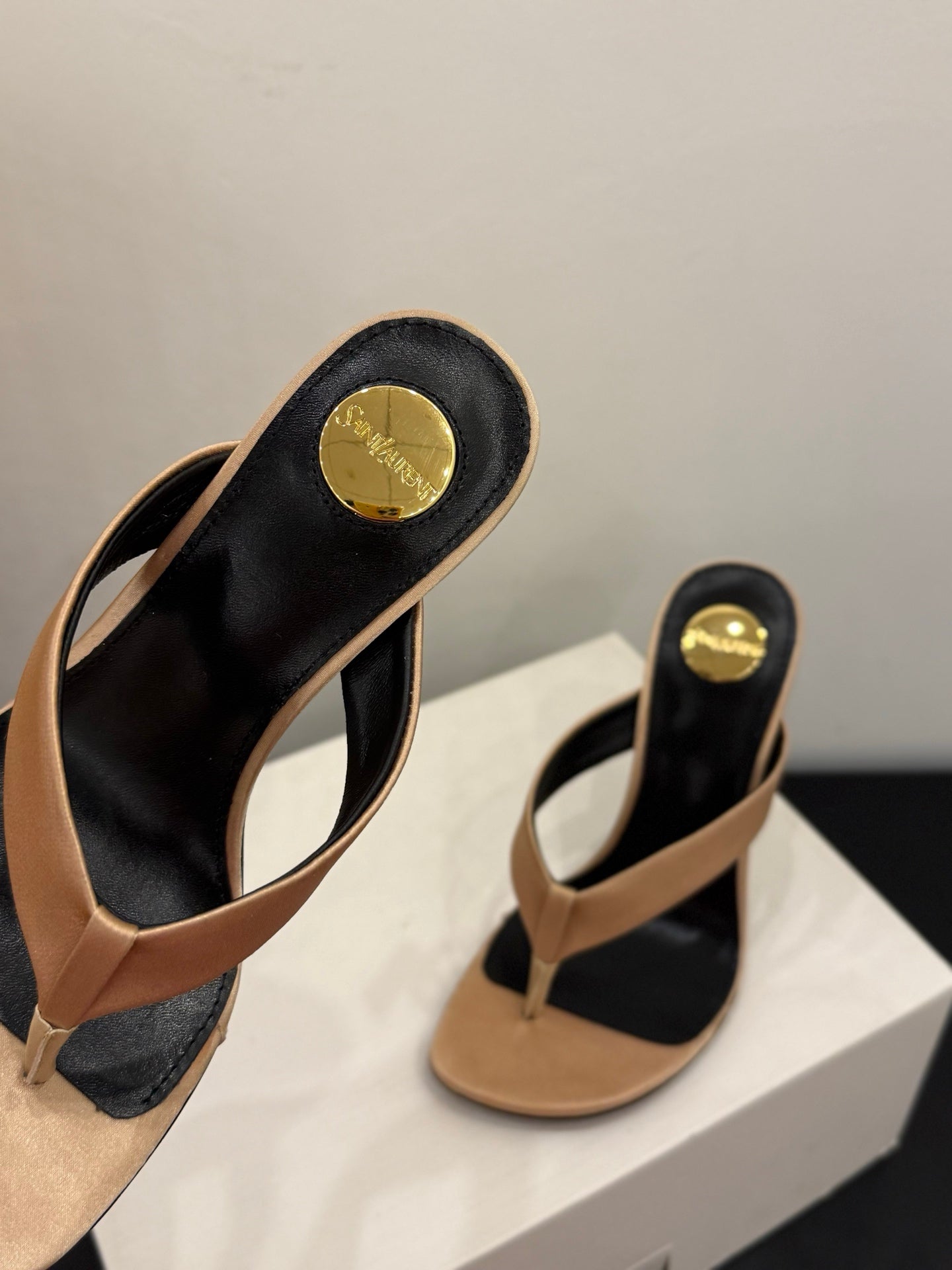 YSL 26S TOE-POST HIGH HEEL SANDALS IN SANDY BROWN SATIN