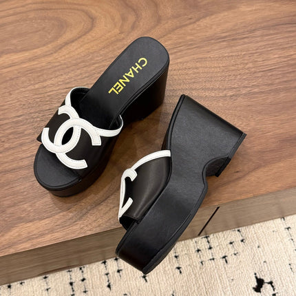 CHANEL 26S WEDGE SANDALS 95 MM IN BLACK CALFSKIN