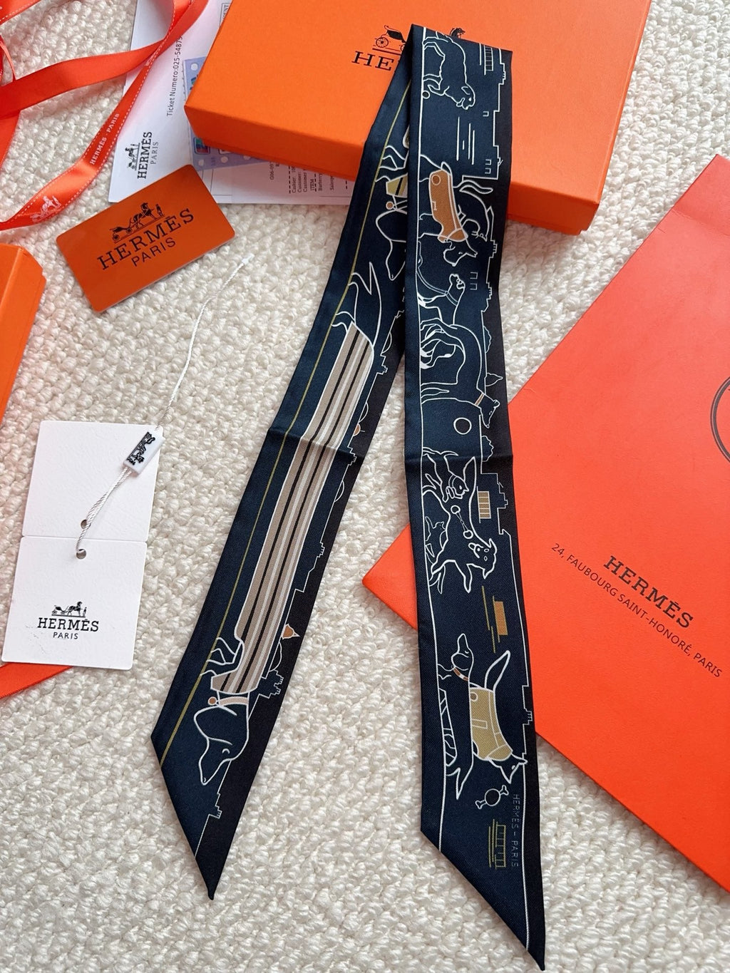 HERMES 26S SCARF 86 IN SILK 309595