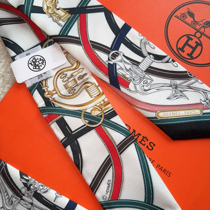 HERMES 26S SCARF 86 IN SILK 309610