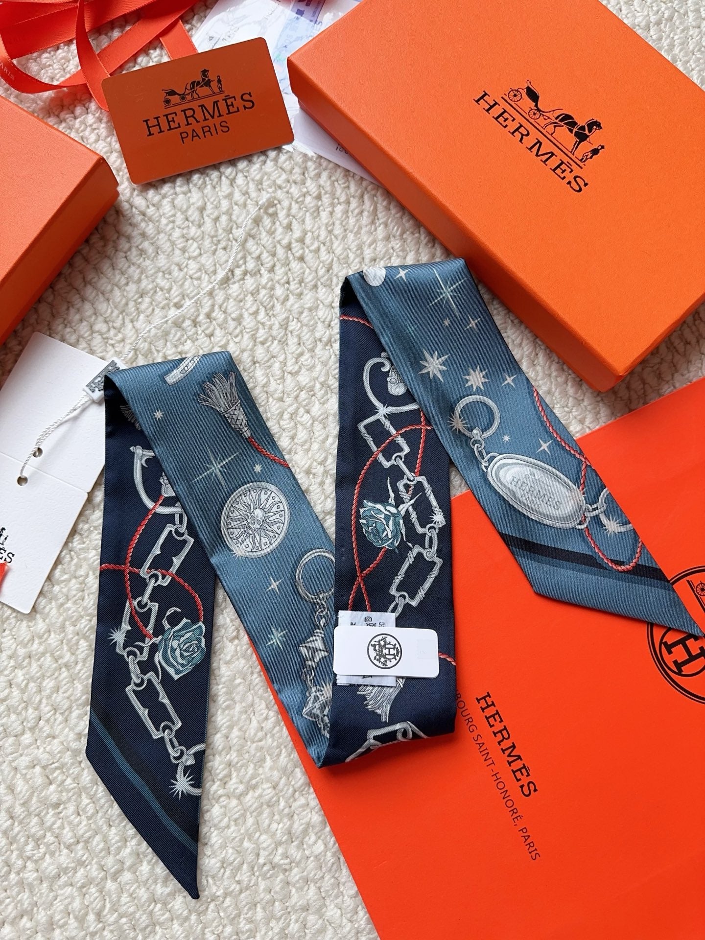 HERMES 26S SCARF 86 IN SILK 309616