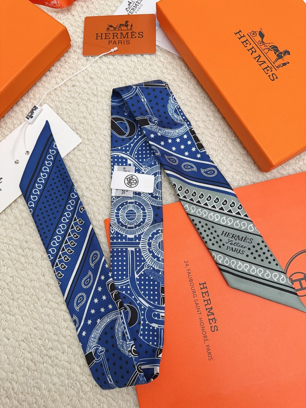 HERMES 26S SCARF 90 IN SILK 309656