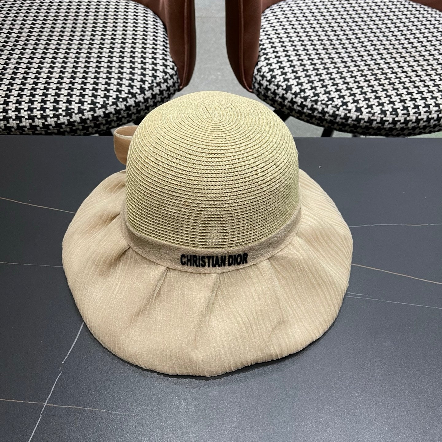 DIOR 26S SILK-BRIM HAT STYLE 71