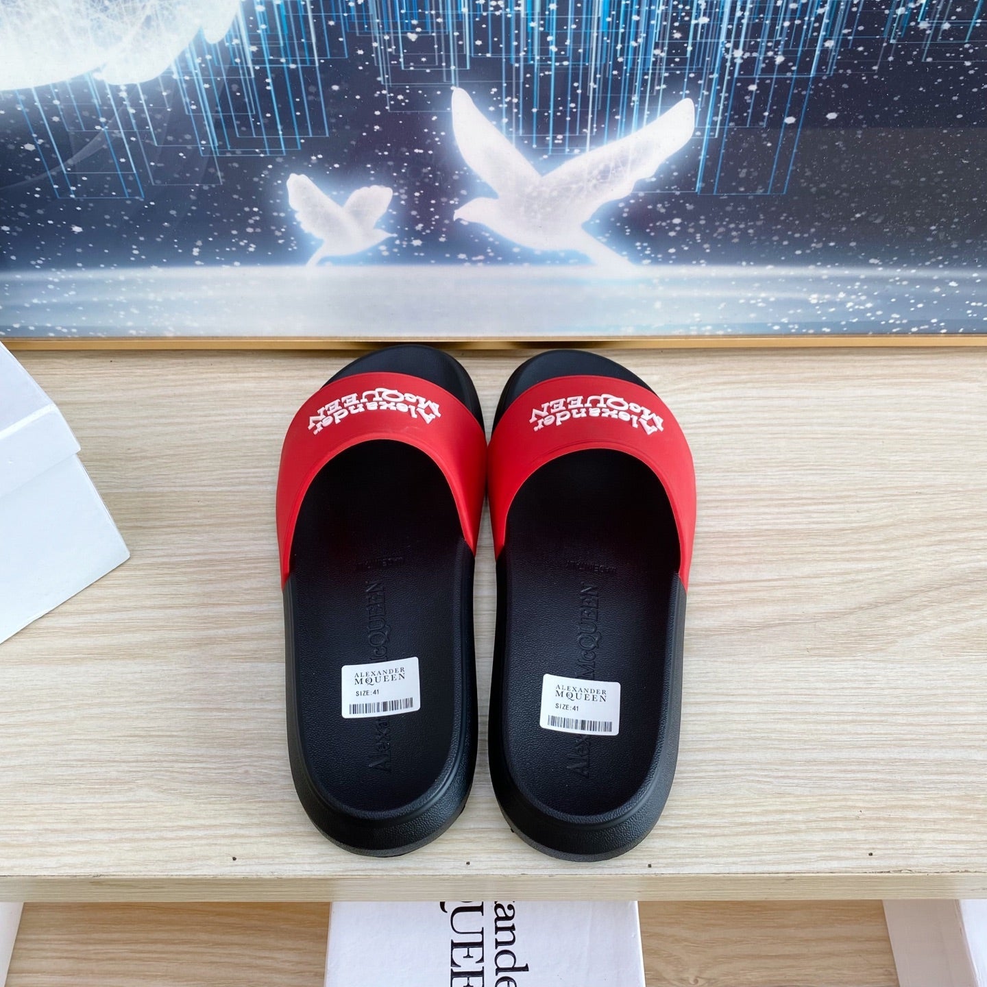 SLIDES SANDAL IN BLACK TPU WITH RED STRAP EMBOSSED LOGO