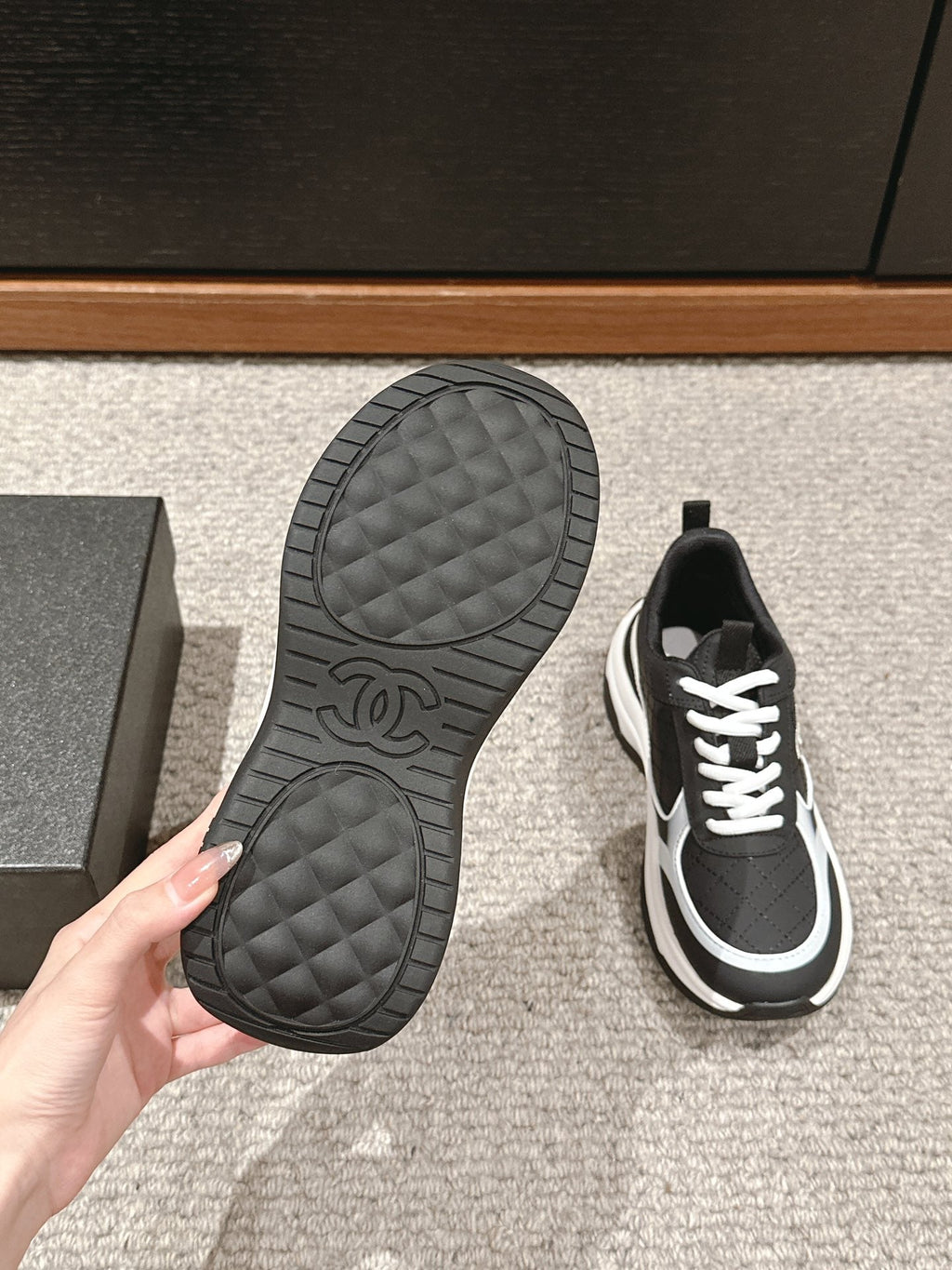 CC CLASSIC SNEAKER IN BLACK MIX WHITE LAMBSKIN