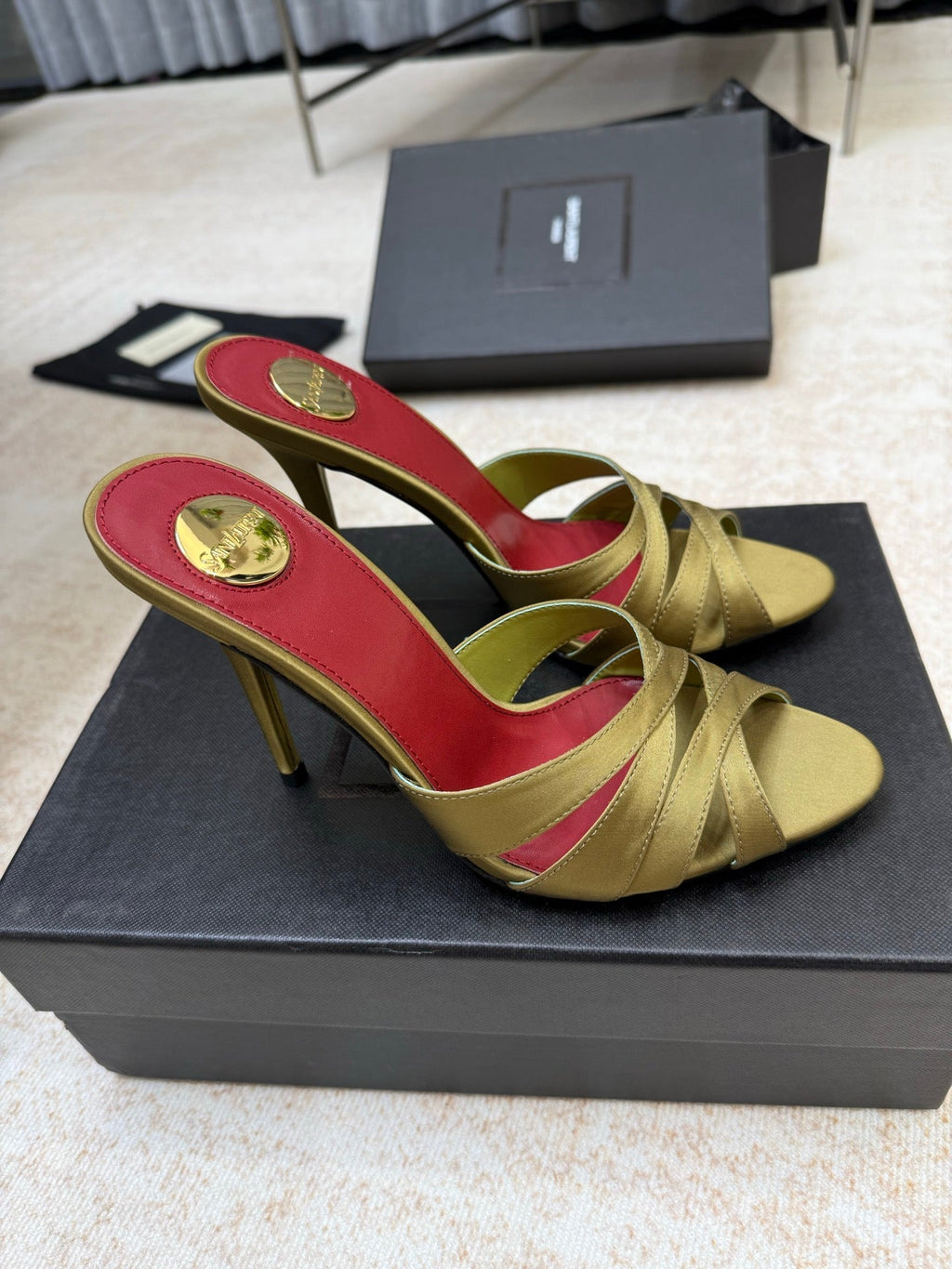 YSL 26S HEELED SANDALS 105 MM IN OLIVE GREEN SATIN