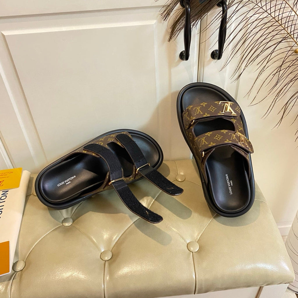 LV 26S WEDGE SLIDES 45 MM IN DARK BROWN MONOGRAM COATED CANVAS