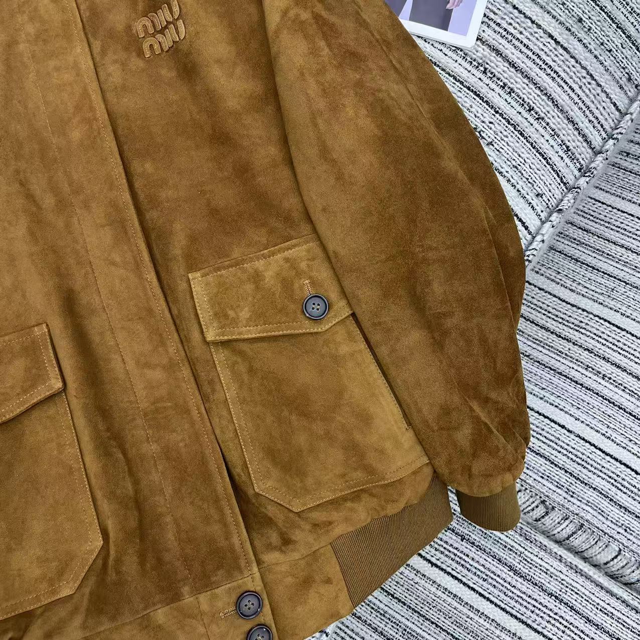 MIUMIU MID-LENGTH COAT STYLE 31