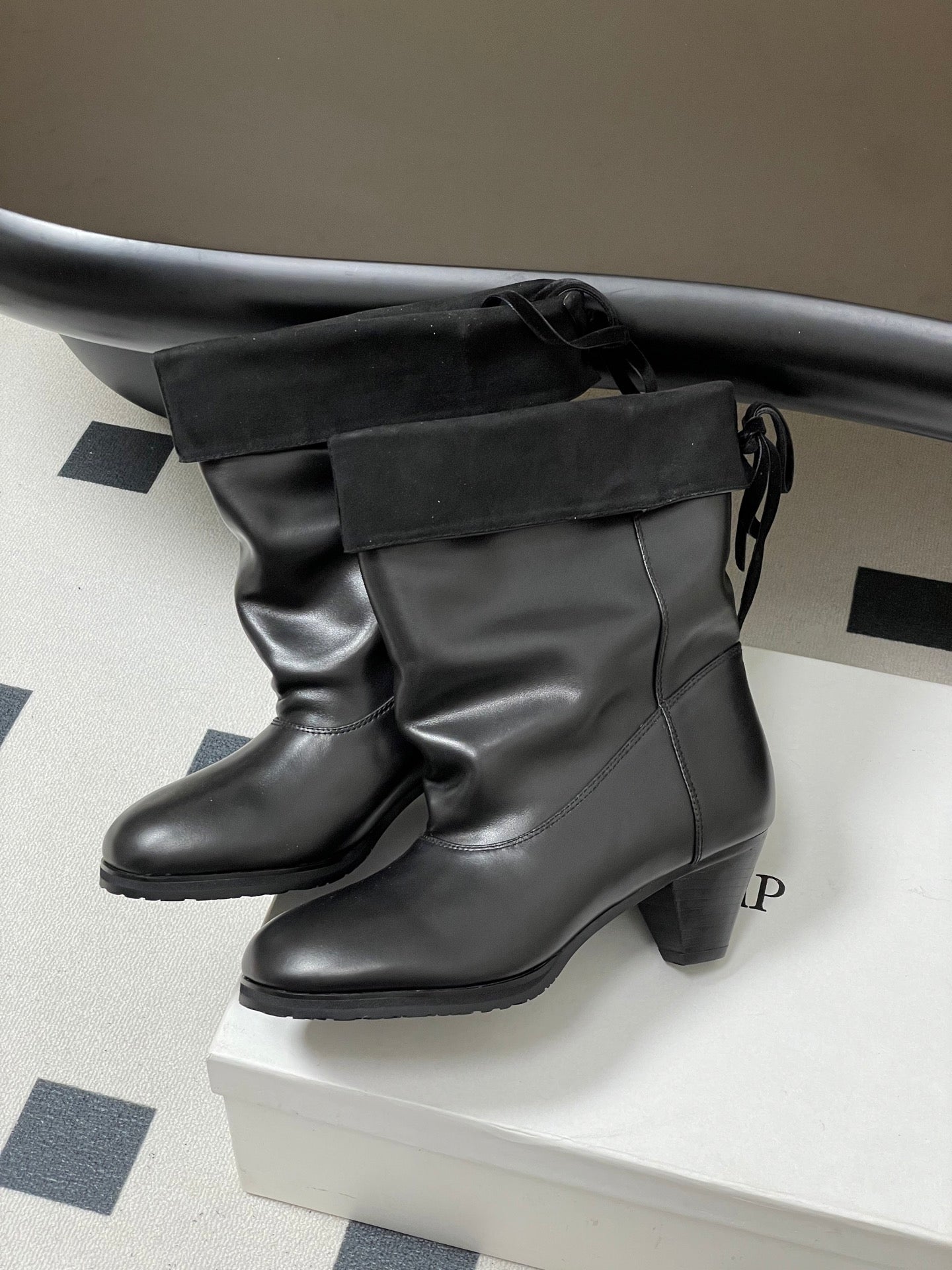 ALO 25S FOLD-OVER ANKLE BOOTS 50 MM IN BLACK LAMBSKIN