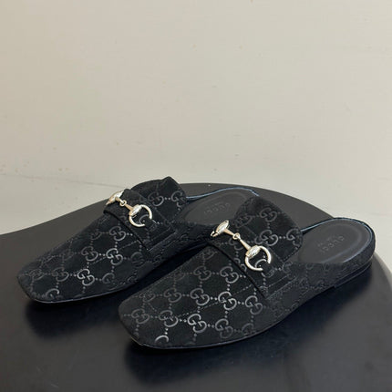 GUCCI 26S HORSEBIT LOAFER MULES IN BLACK SUEDE