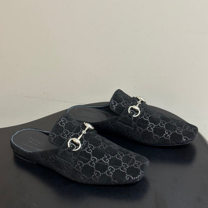 GUCCI 26S HORSEBIT LOAFER MULES IN BLACK SUEDE