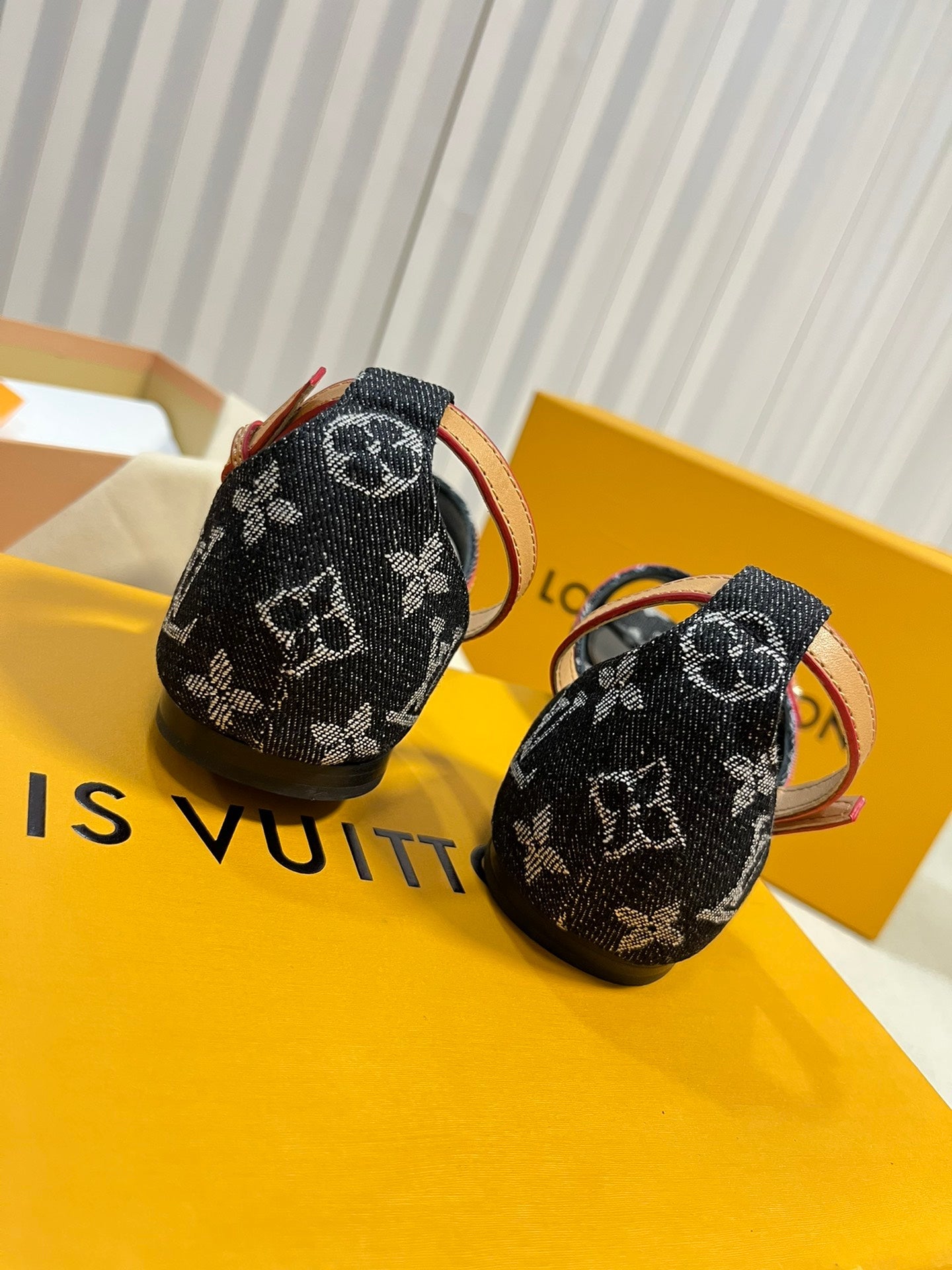 LV 26S ANKLE STRAP FLATS IN BLACK MONOGRAM DENIM