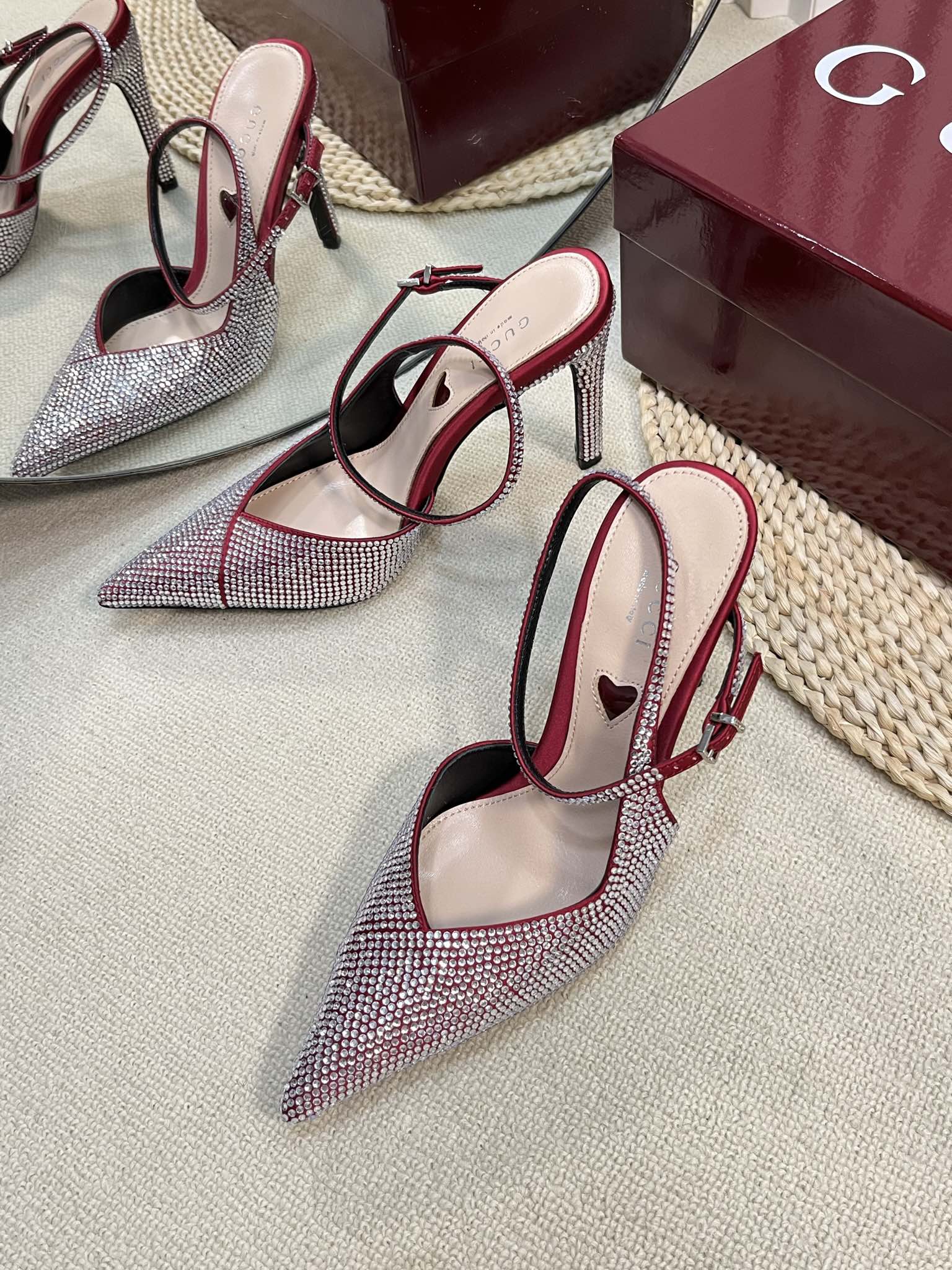 HIGH SLINGBACK 10 CM IN CHERRY RED SILK WITH FULL RHINSTONES