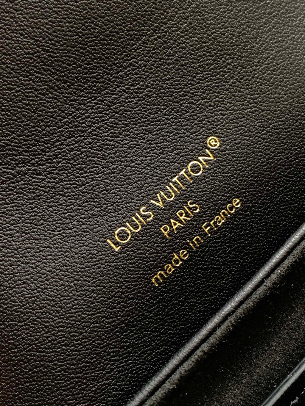 LV COUSSIN BACKPACK CRAFTED FROM 20 IN BLACK MONOGRAM CALFSKIN