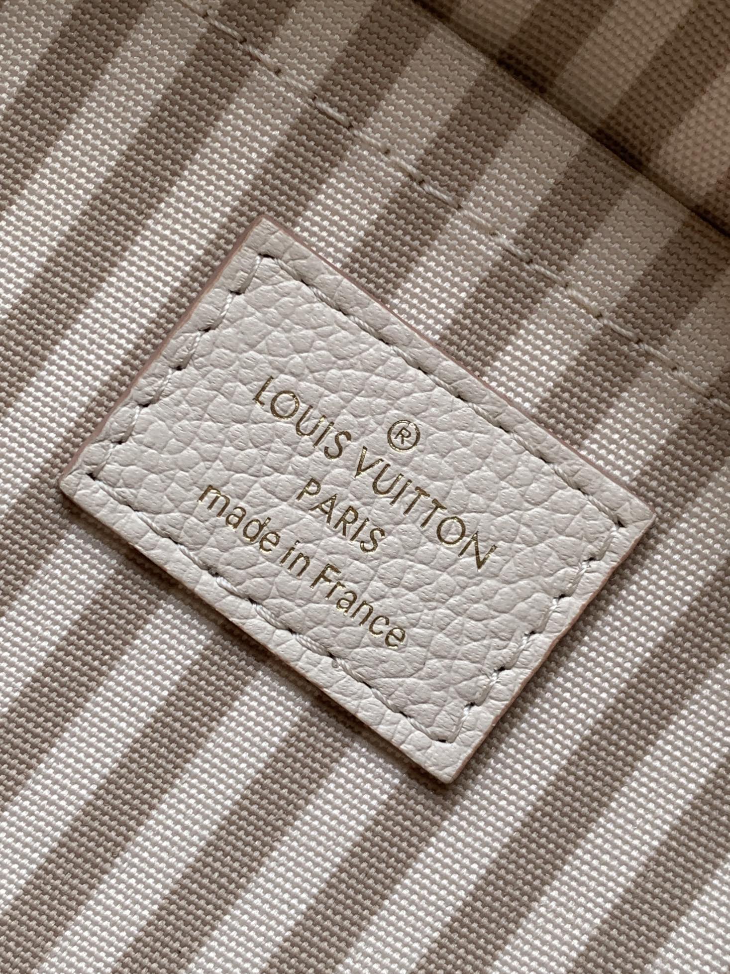 SPEEDY BANDOULIÈRE 21 IN WHITE AND PINK MONOGRAM CANVAS