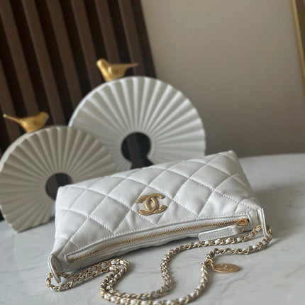 CHANEL 26S HOBO BAG 26 IN WHITE LAMBSKIN