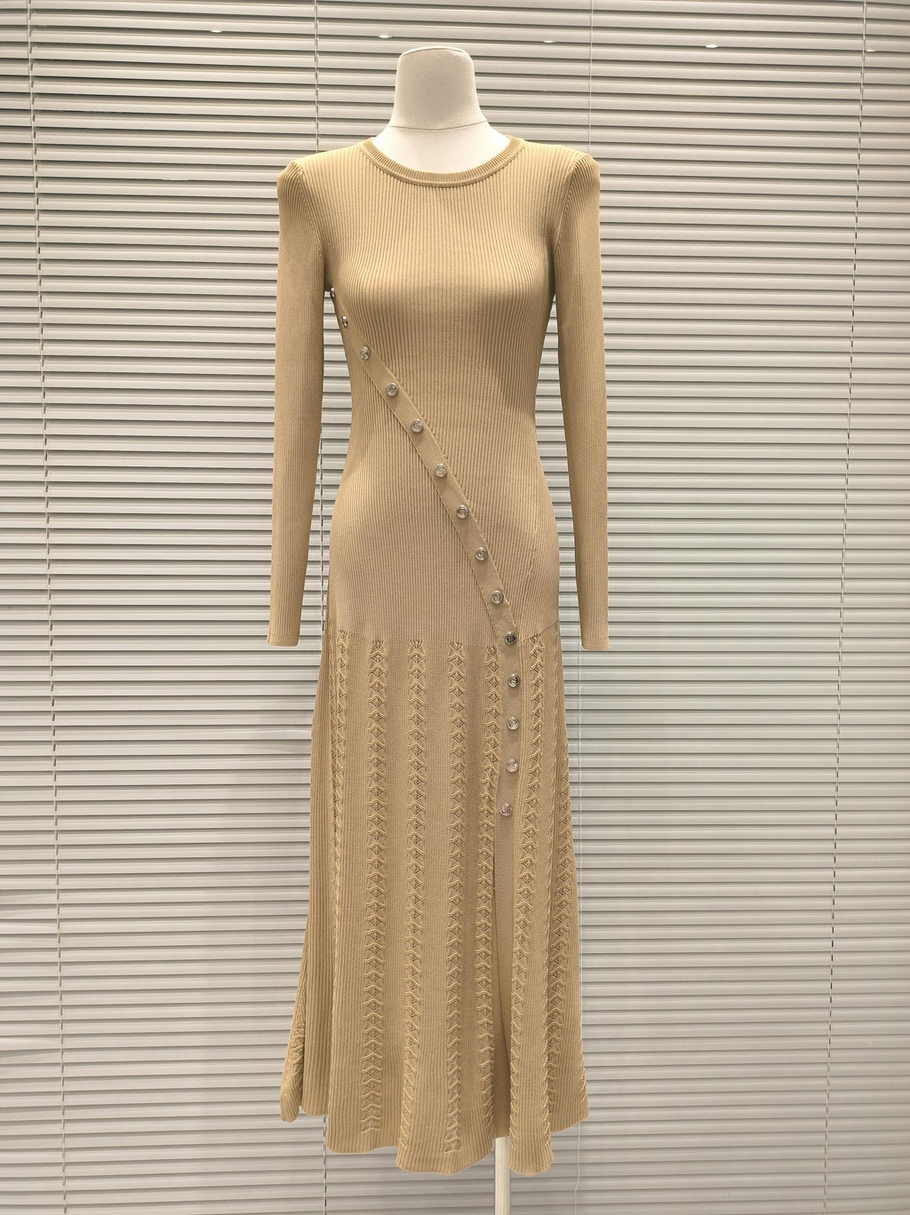 DRESS 24293