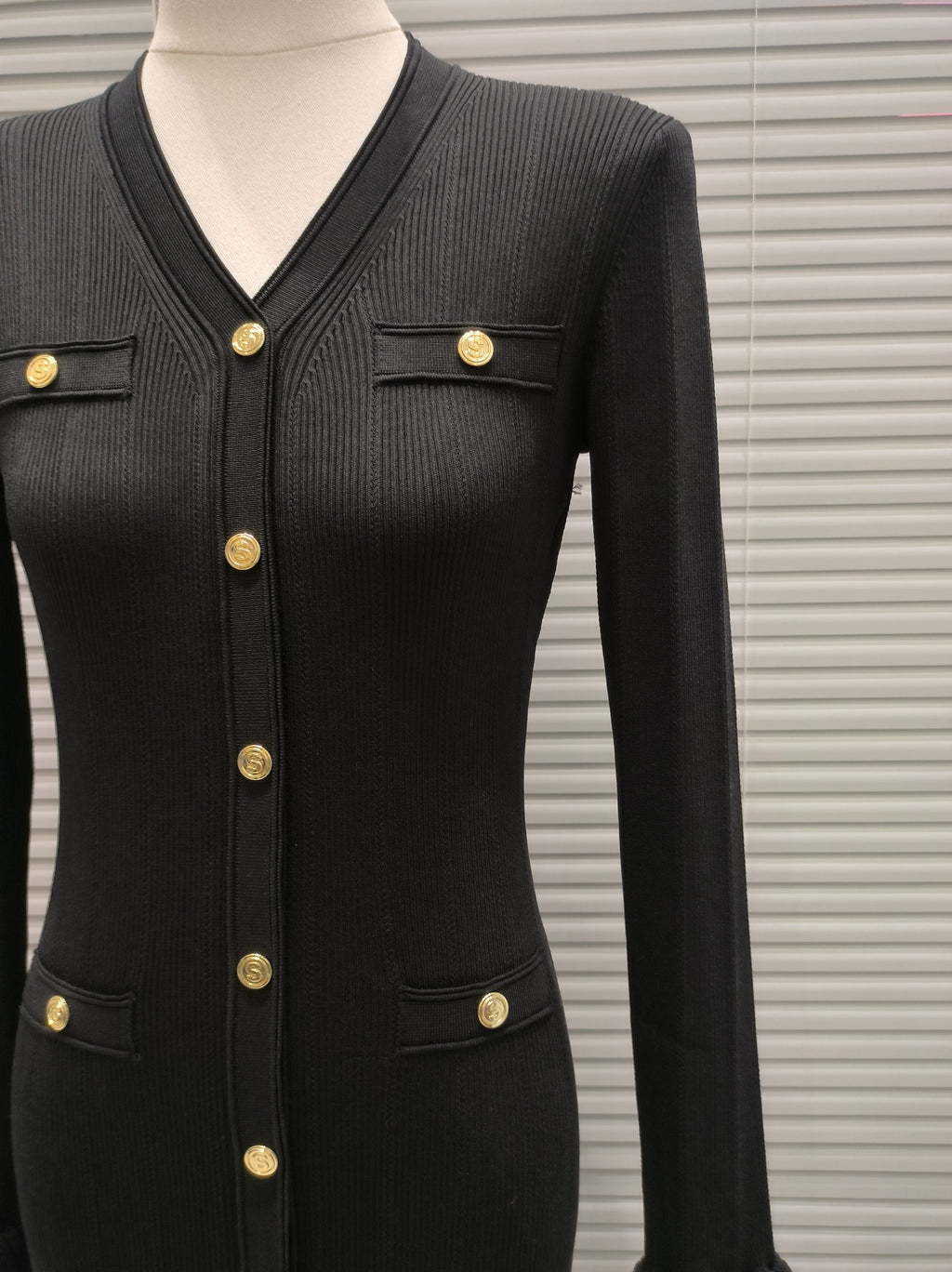 DRESS 24318