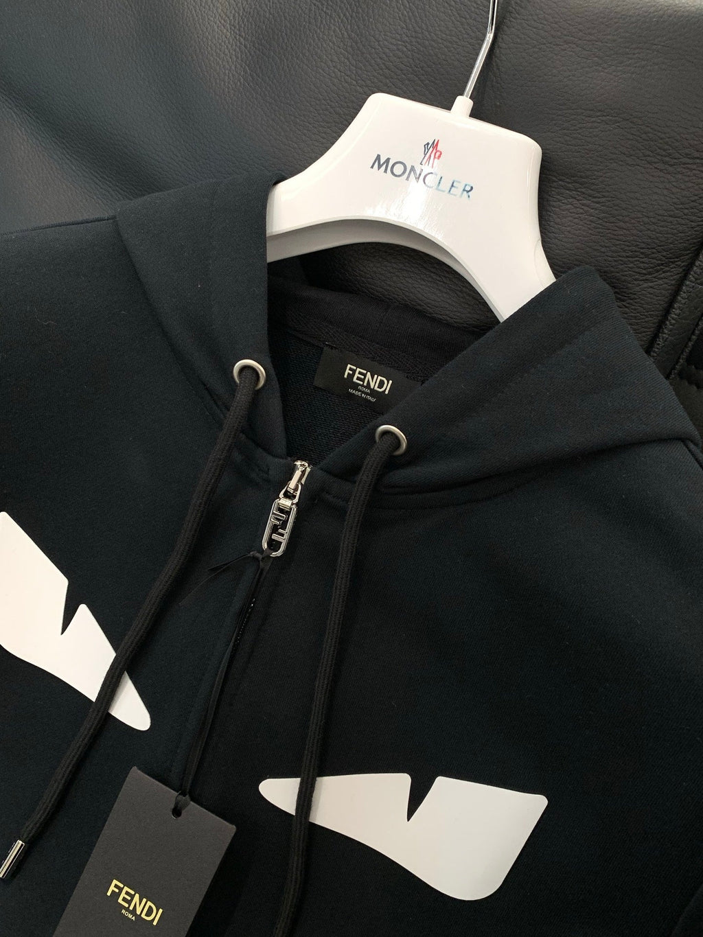FENDI 26S ZIP-UP HOODIE 185