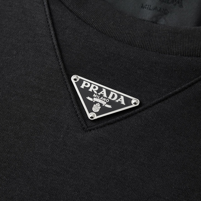 PRADA 26S SHORT SLEEVE T-SHIRT 692