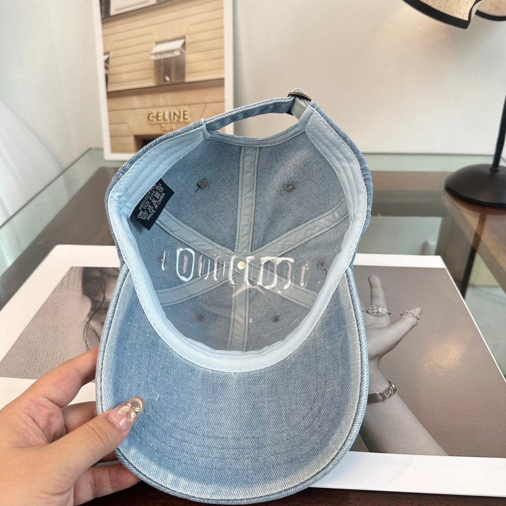 MIUMIU BASEBALL CAP STYLE 27