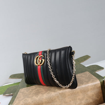 GUCCI 26S MINI SHOULDER BAG 26 IN BLACK CALFSKIN CHAIN STRAP GOLD
