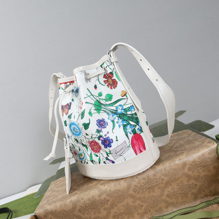 GUCCI 26S BUCKET BAG 20 IN WHITE CANVAS WITH FLORAL