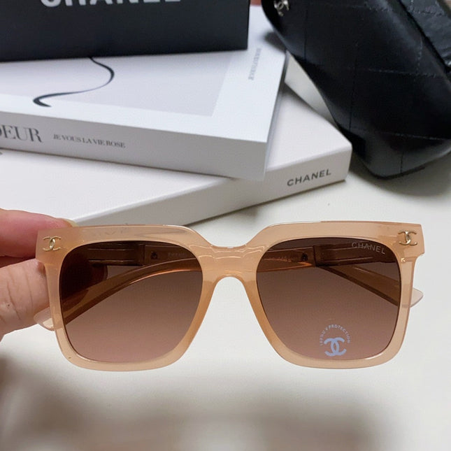 SQUARE SUNGLASSES 632877 IN PINK CLEAR ACETATE