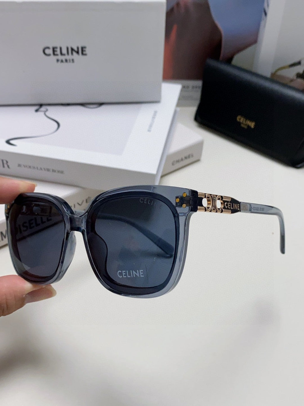 TRIOMPHE SUNGLASSES 573249 IN NAVY BLUE ACETATE METAL LOGO