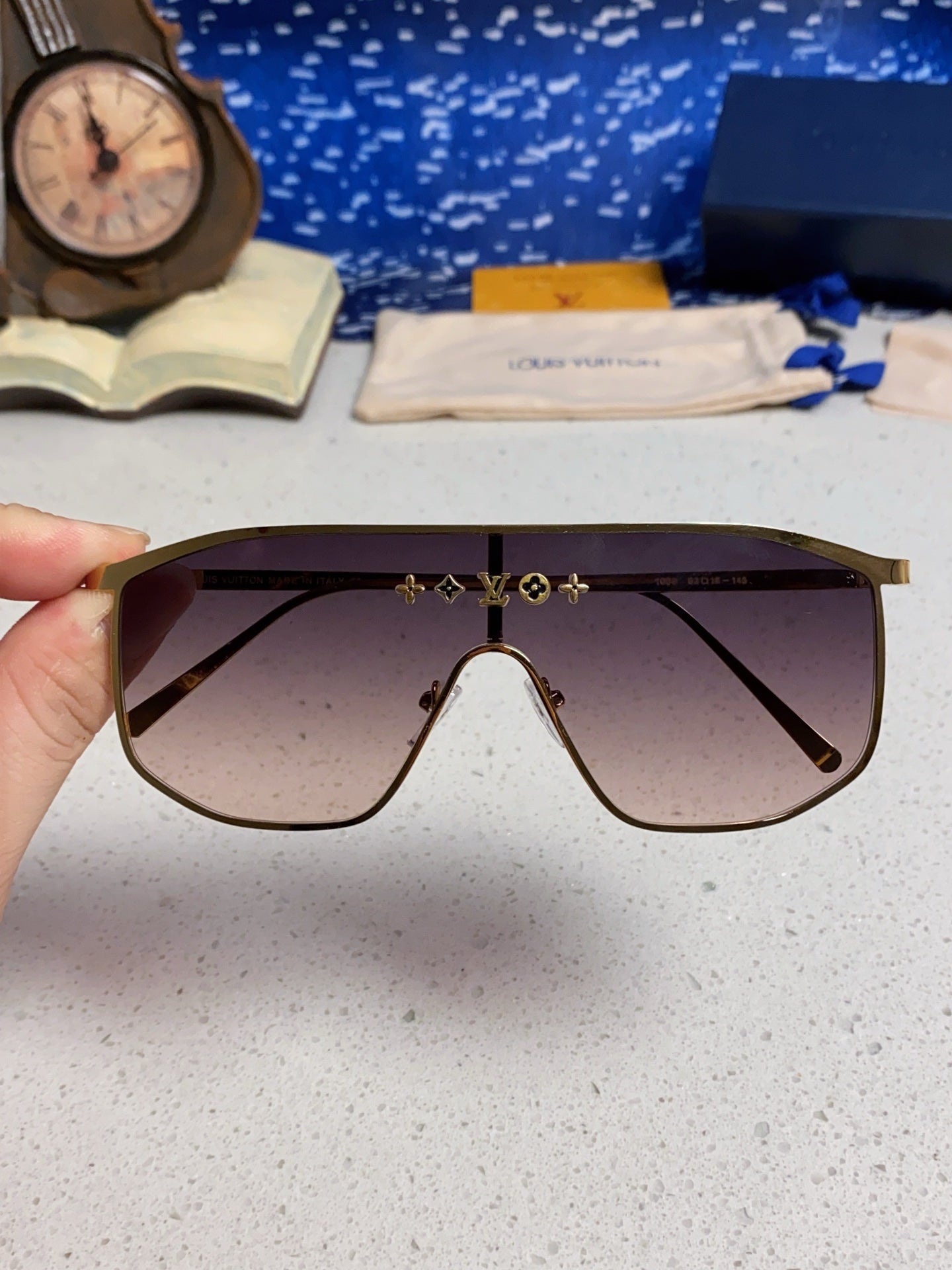 GOLDEN MASK SUNGLASSES 582732 IN GOLD METAL DARK GREY SMOKE LENSES
