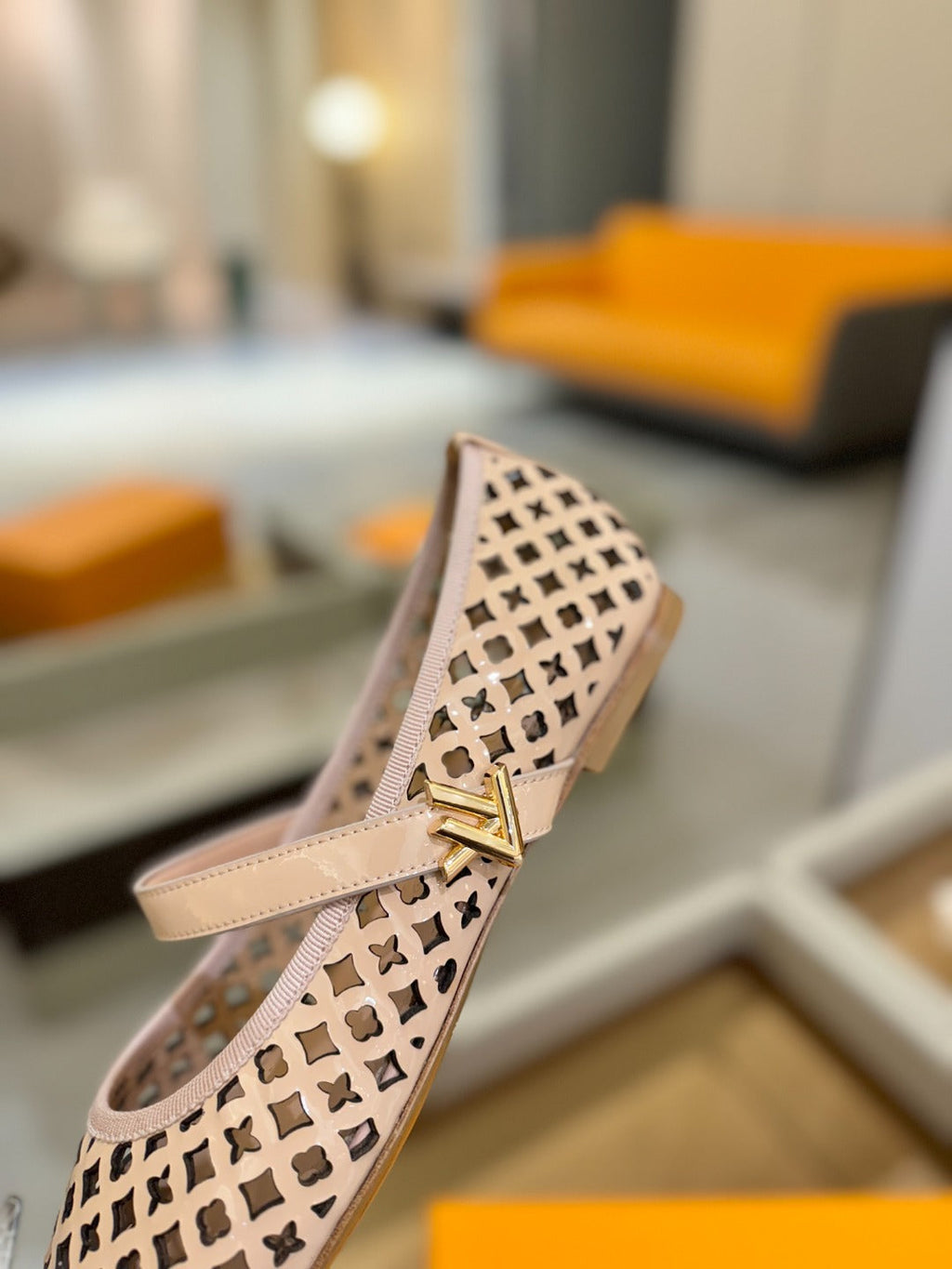 ROMY FLAT BALLERINA IN LIGHT PINK MESH PATENT CALFSKIN