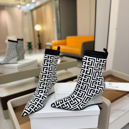 BALMAIN 26S BOOT 75 MM IN BLACK AND WHITE FLYKNIT