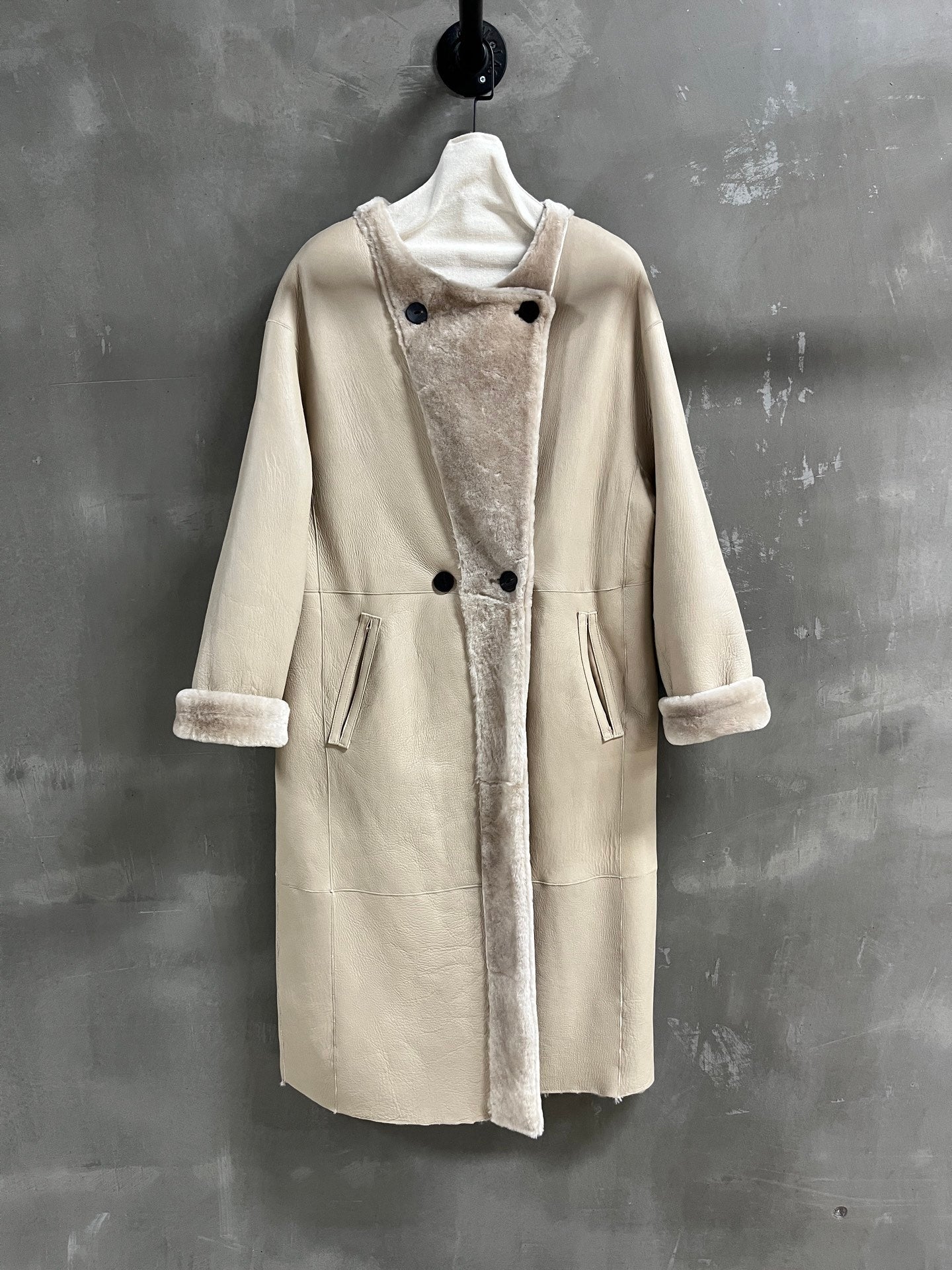 MIUMIU LEATHER JACKET STYLE 548