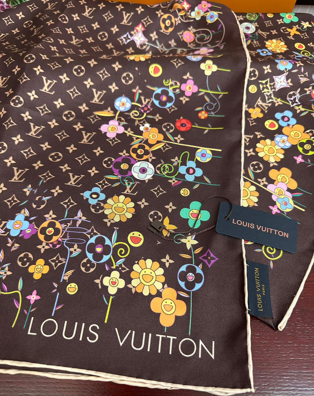 LV SCARF 90 CM IN SILK 730542