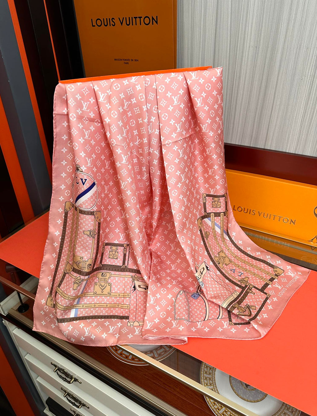 LV SCARF 90 CM IN SILK 733840