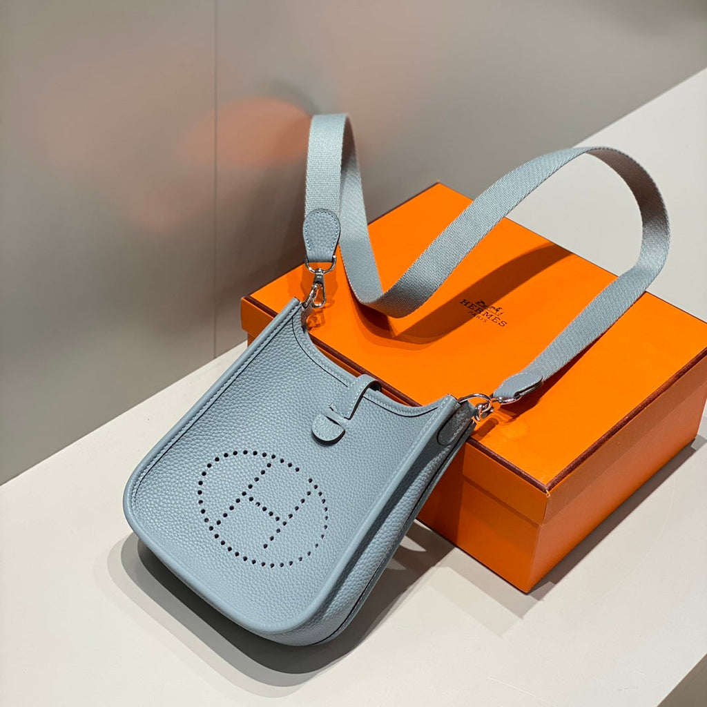 MINI NEO 18 EVELYNE BAG IN NEPAL BLUE GRAINED CALFSKIN