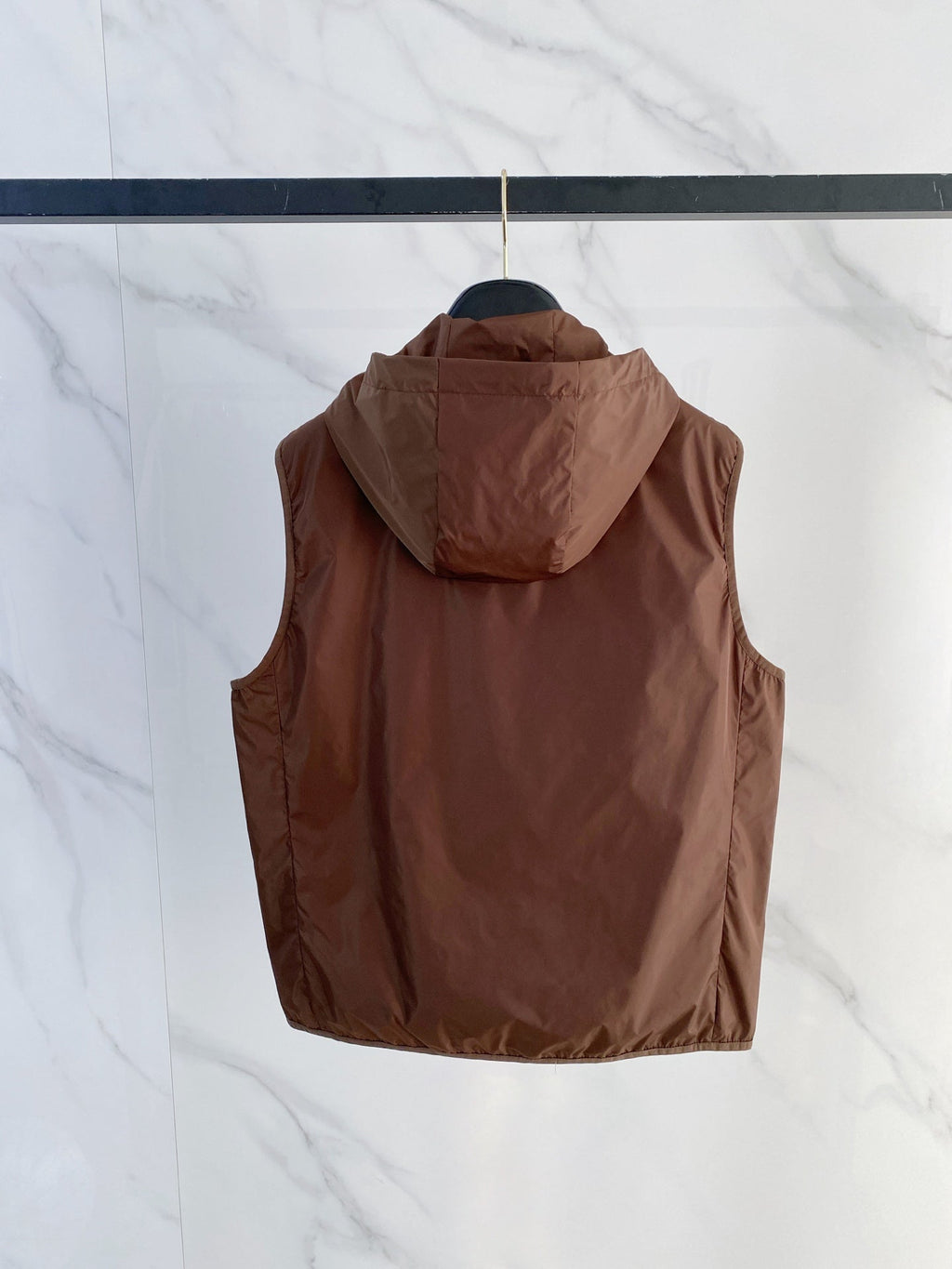 PRADA 26S SLEEVELESS HOODED JACKET 785