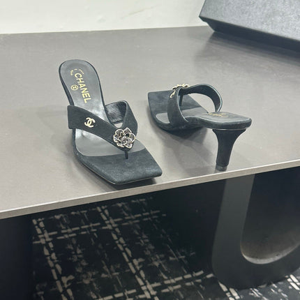 CHANEL 26S HIGH-HEEL THONG SANDALS IN BLACK SUEDE WITH FLOWER DETAIL