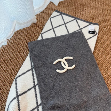 CHANEL 25S SCARF 180 CM IN WOOL CASHMERE 943029