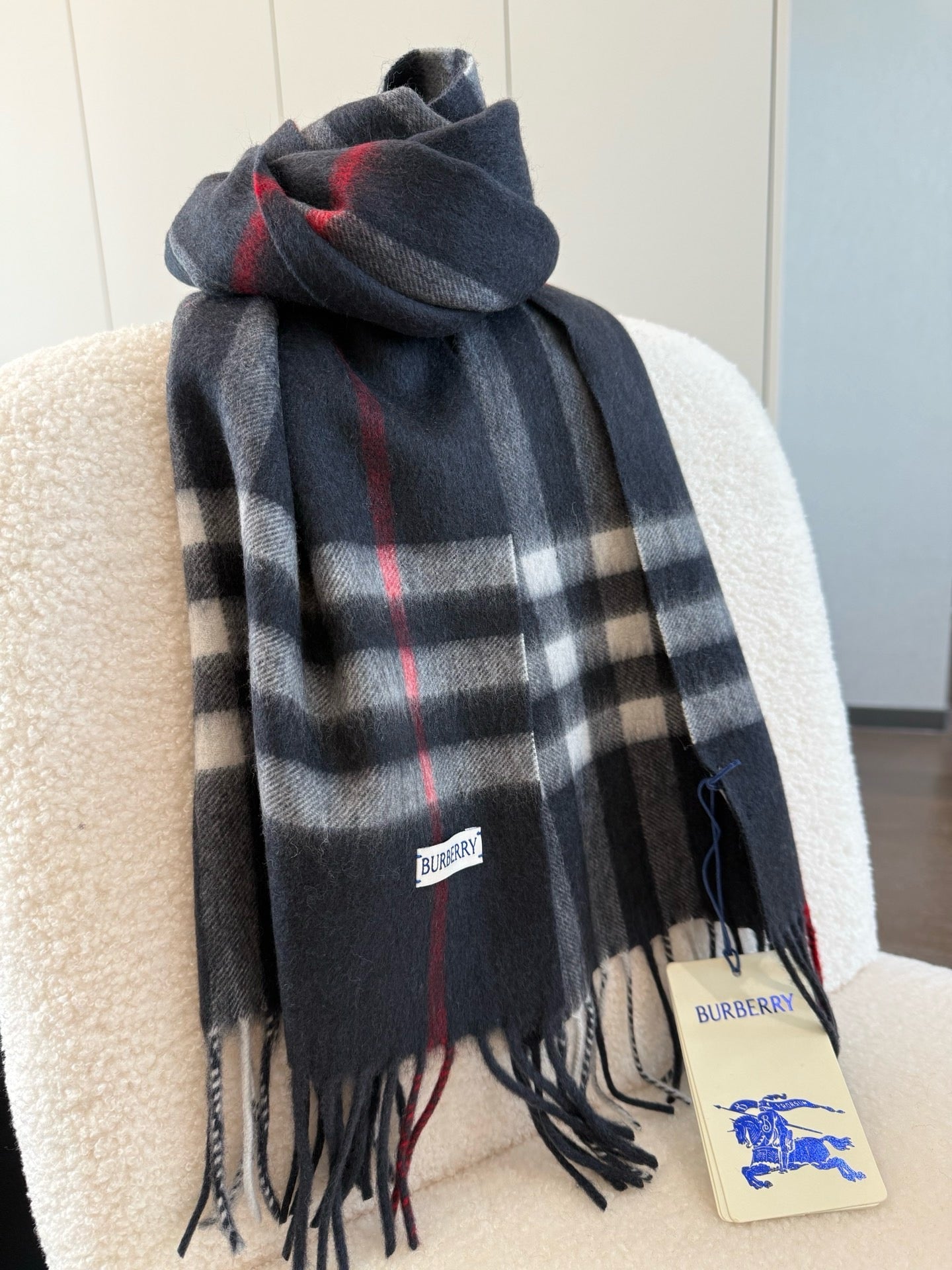 BURBERRY 26S SCARF 180CM IN CASHMERE 299992