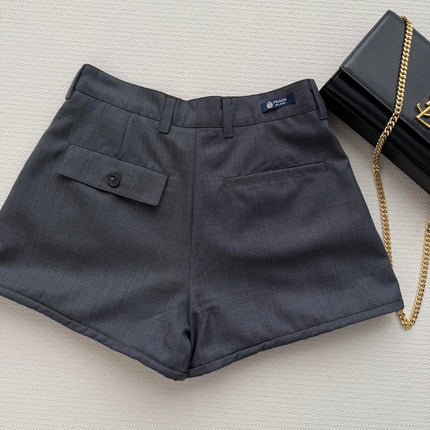PRADA 26S SHORTS 760