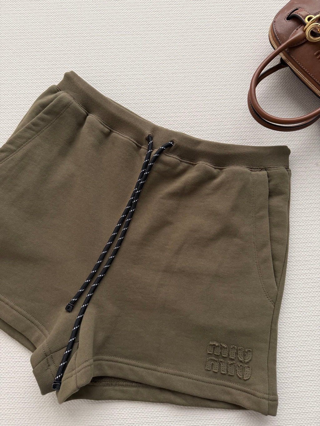MIUMIU 26S SHORTS 1039