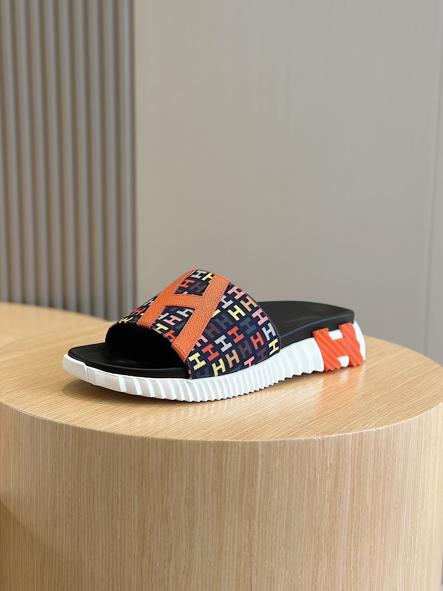 HM SLIPPERS BLACK AND NAVY MONOGRAM CANVAS