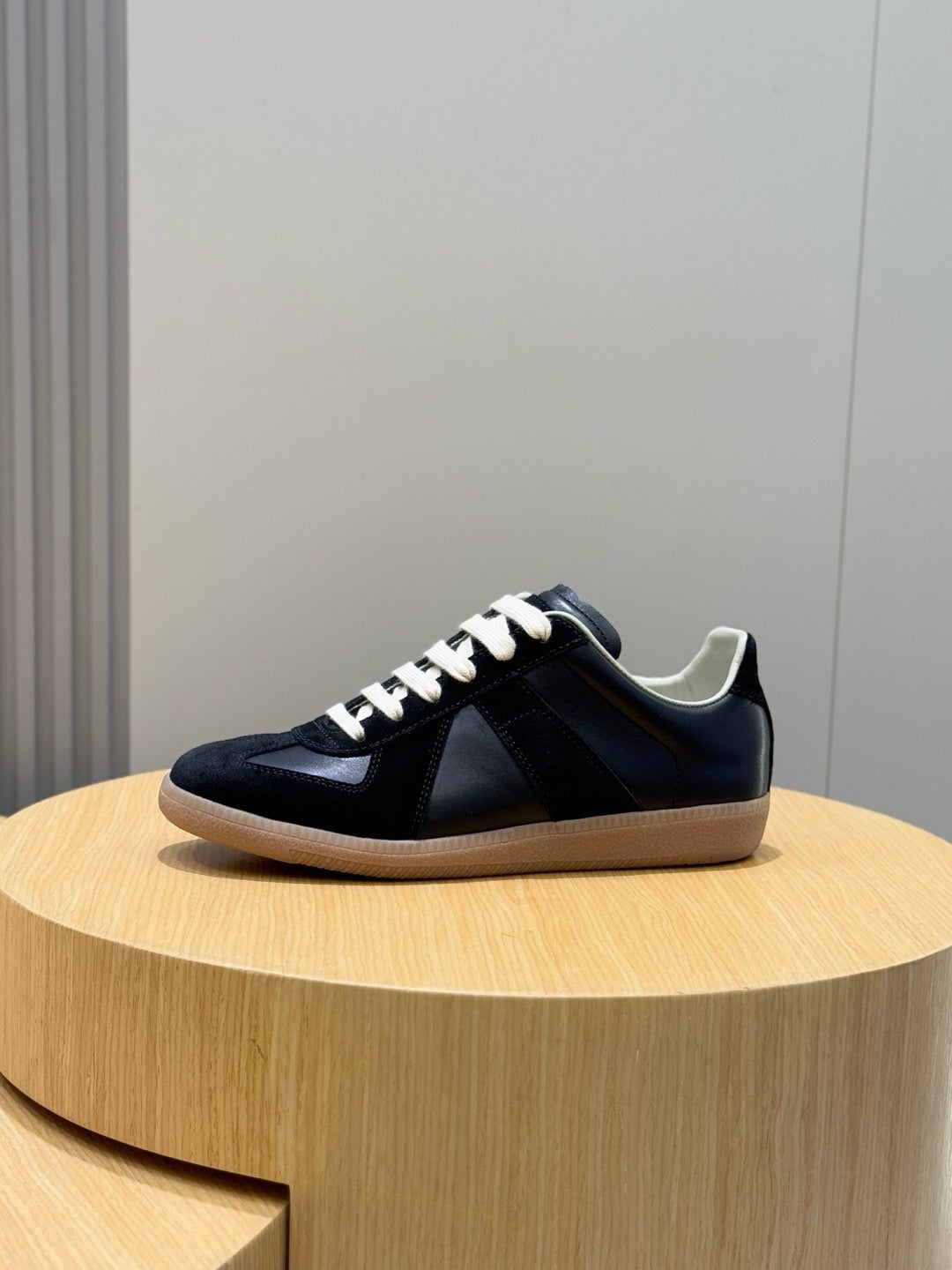 MM SNEAKER IN BLACK SUEDE PATCHWORK CALFSKIN