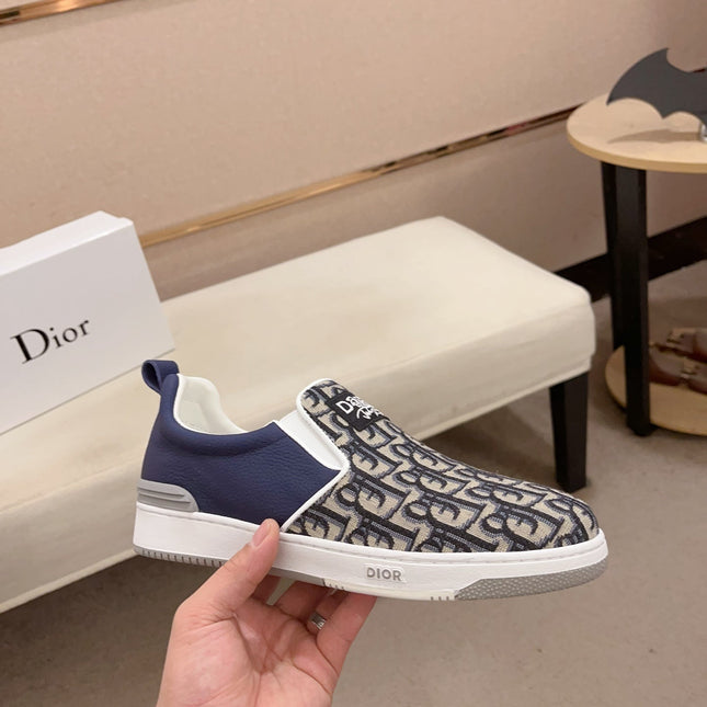 CD SOLAR SLIP-ON NAVY AND BEIGE JACQUARD